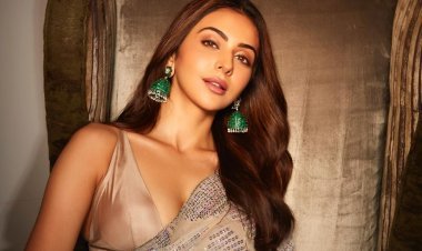 रकुल प्रीत सिंगने केलं नवं फोटोशूट; अभिनेत्रीच्या ग्लॅमरस फोटोवर चाहते फिदा