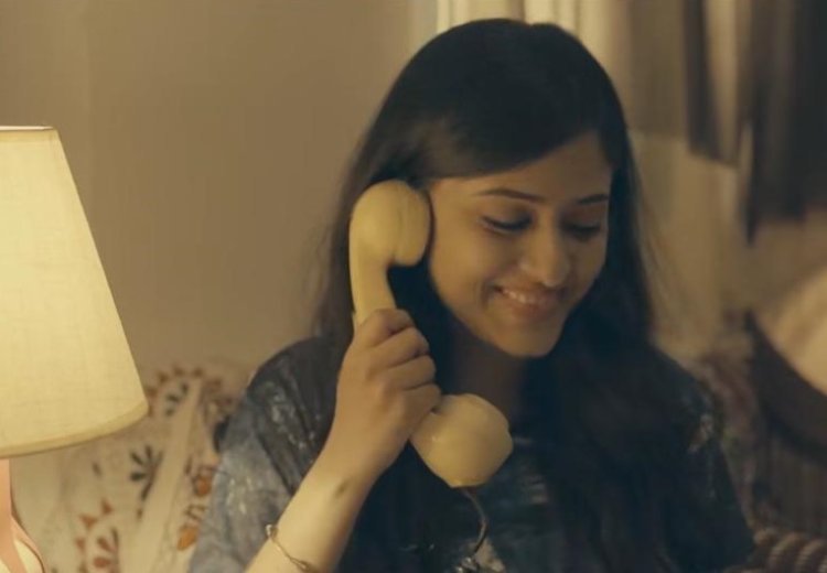 कॉमेडी-ड्रामा शो "डिस्कनेक्ट" मधील सान्या ठाकूर स्टार्स हॉटस्टार डिस्नेवर